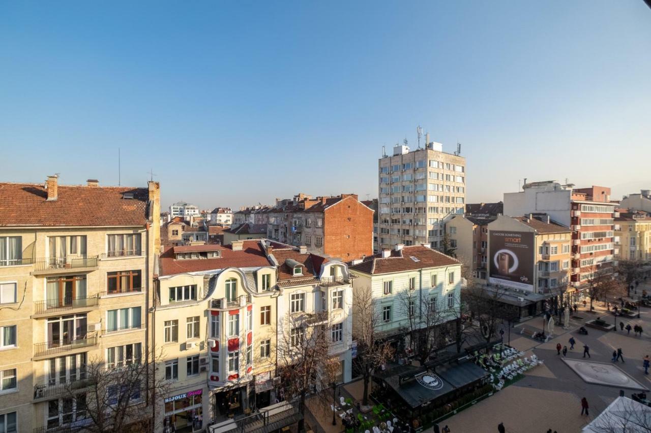 Vitosha Blvd Luxury 2-Bedroom, 2-Bathroom With Balcony Sofia Exteriör bild